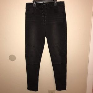 Fashion Nova lace-front closure - black jeans